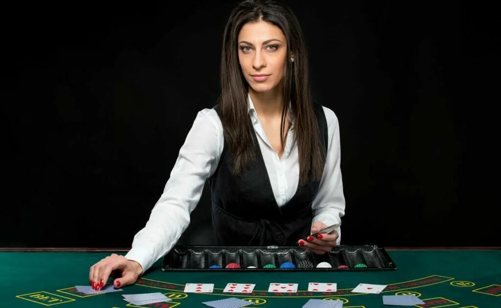 Antarmuka permainan meja live untuk baccarat dan roulette